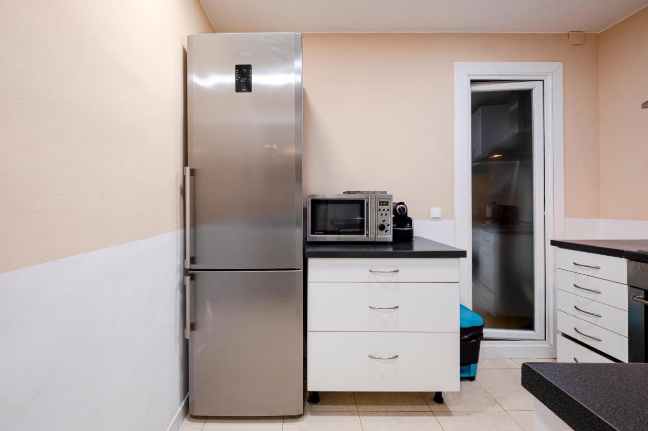 Three Bedroom Apartment In Sants 巴塞罗那 外观 照片
